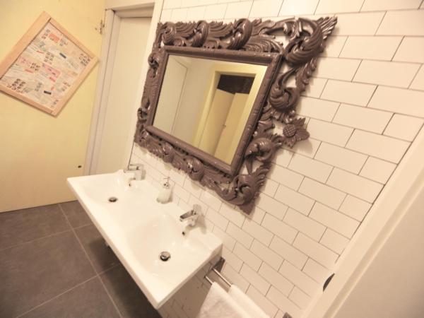 Dopa Hostel : photo 3 de la chambre lit dans dortoir mixte de 4 lits