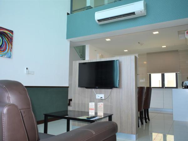 D'Wharf Hotel & Serviced Residence : photo 4 de la chambre suite en duplex