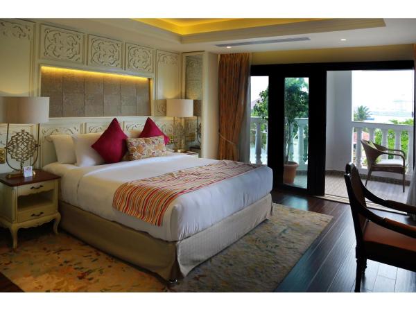 Fragrant Nature Kochi - A Five star Classified Hotel : photo 1 de la chambre ocean blue suite with private terrace with 10% discount on spa