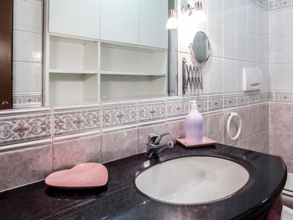 Bed & Breakfast Cesarina : photo 2 de la chambre chambre double ou lits jumeaux avec salle de bains commune