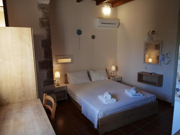 Fivos Pension : photo 8 de la chambre studio avec balcon privé - vue sur mer