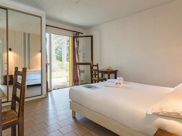 Azureva Argeles : photo 5 de la chambre chambre double