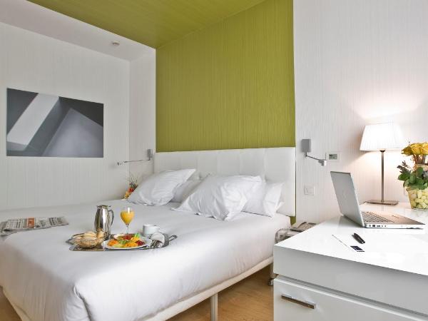 Occidental Castellana Norte : photo 3 de la chambre chambre double ou lits jumeaux (2 adultes)