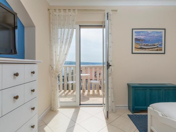 Hotel Abalone : photo 2 de la chambre appartement premium - vue sur mer (6 adultes + 2 enfants)
