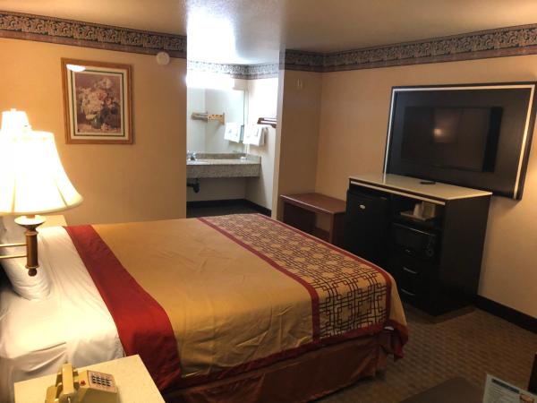 La Mirage Inn LAX Airport : photo 4 de la chambre chambre lit king-size - non-fumeurs