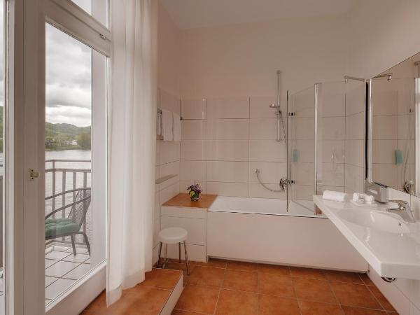 Rheinhotel Dreesen : photo 7 de la chambre chambre double confort avec balcon - vue sur rivière