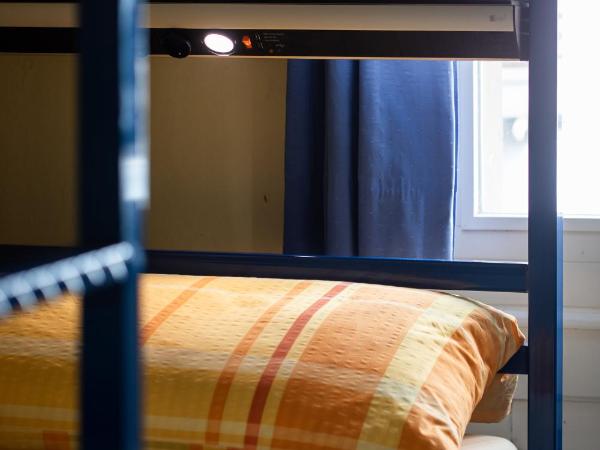 Happy Inn Lodge : photo 3 de la chambre lit dans dortoir mixte de 6 lits