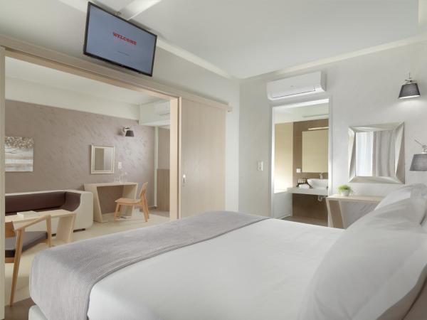 Melrose Rethymno by Mage Hotels : photo 4 de la chambre suite de luxe - vue partielle sur mer