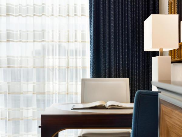 Fairmont Austin : photo 9 de la chambre signature corner room, 1 king bed