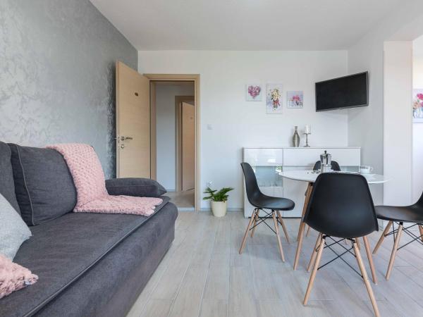 Apartments Villa Tre Marie : photo 3 de la chambre appartement avec balcon