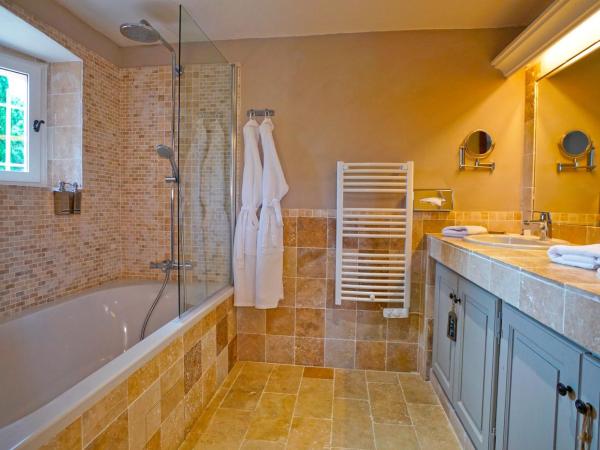 Hotel La Garbine : photo 1 de la chambre chambre triple