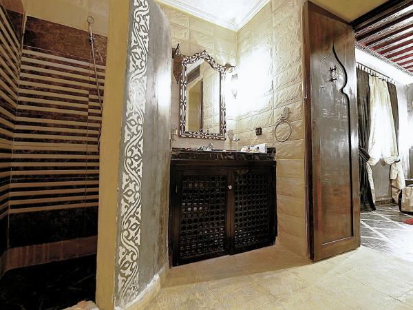 Riad Mille Et Une Nuits : photo 2 de la chambre chambre double/lits jumeaux yasmina