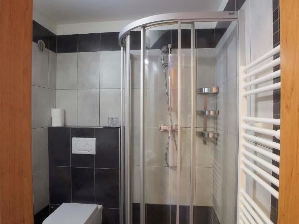 Hotel Rakovec : photo 3 de la chambre chambre double avec balcon