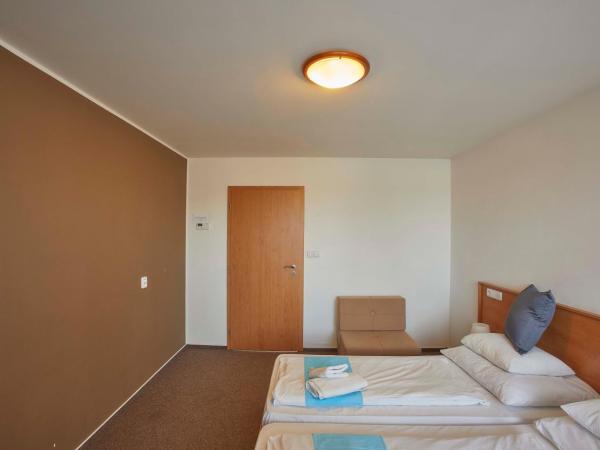 Hotel Rakovec : photo 2 de la chambre chambre double avec balcon