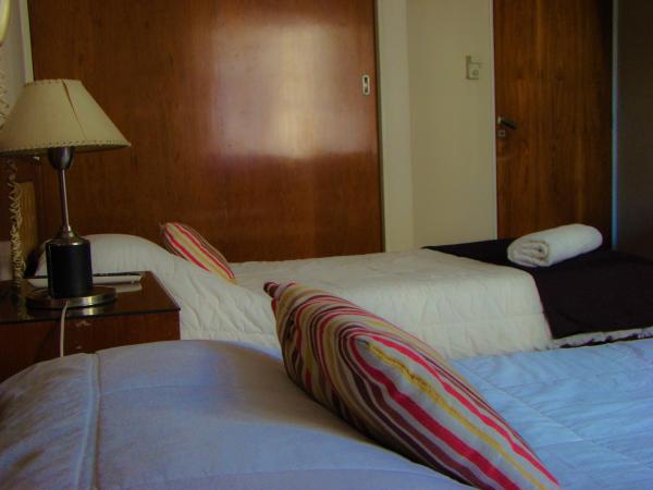 Petit Recoleta Suites : photo 1 de la chambre chambre lits jumeaux