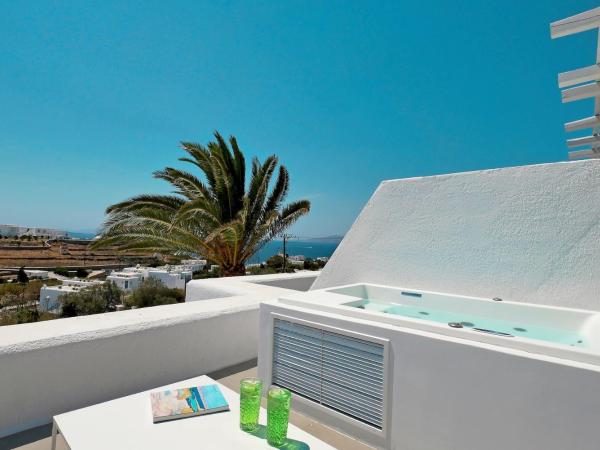 Andronikos Hotel : photo 6 de la chambre junior suite / sea view jacuzzi