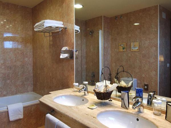 Vincci Ciudad de Salamanca : photo 6 de la chambre chambre double ou lits jumeaux (parking inclus)