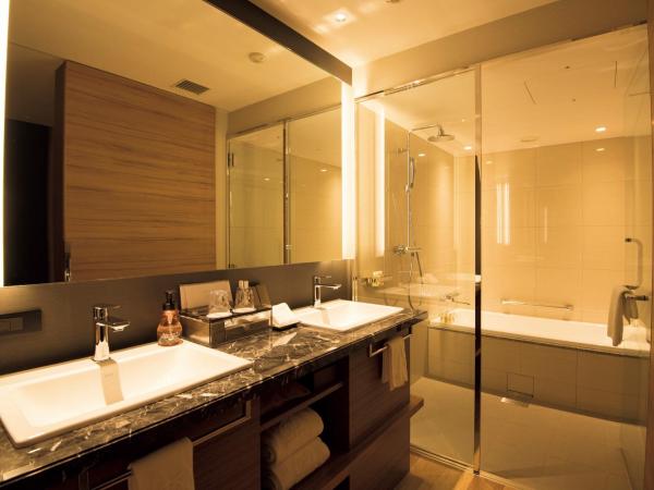 Nagoya Prince Hotel Sky Tower : photo 4 de la chambre premium corner twin room with club lounge access