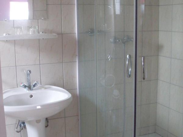 Botax Motel : photo 2 de la chambre chambre double - mansardée