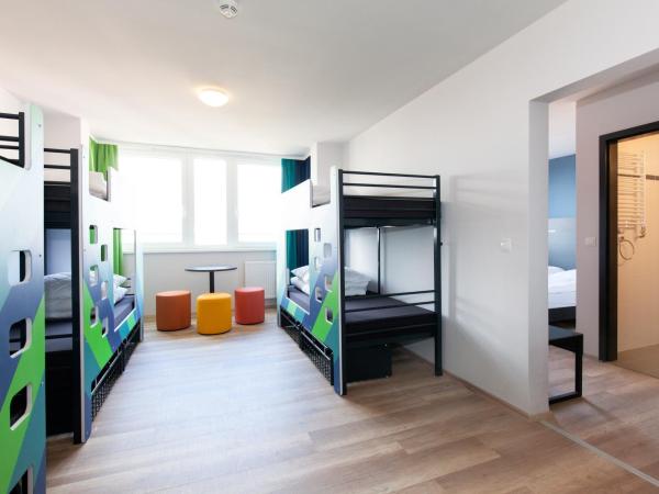 a&o Prague Rhea : photo 1 de la chambre chambre 6 lits