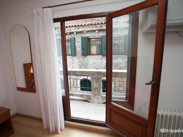 Hotel Caprera : photo 6 de la chambre chambre simple deluxe avec balcon