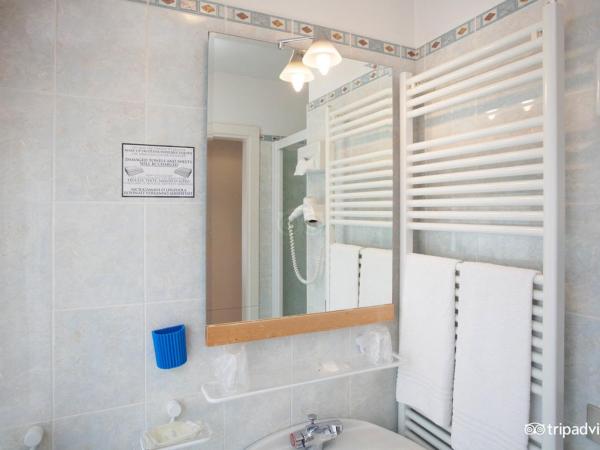 Hotel Caprera : photo 6 de la chambre chambre lits jumeaux