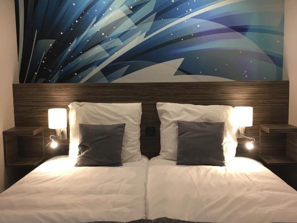 Best Western Hotel Den Haag : photo 7 de la chambre chambre lit king-size