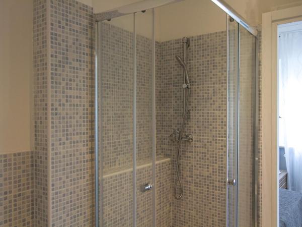 Soleluna Locazione Turistica : photo 5 de la chambre chambre triple