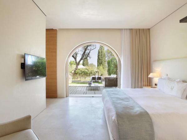 MUSE Saint Tropez - Small Luxury Hotels of the World : photo 4 de la chambre suite Élégance avec bassin privé
