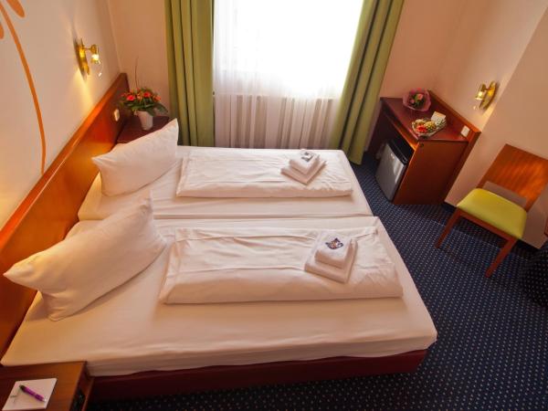 Hotel Residenz : photo 9 de la chambre chambre double ou lits jumeaux