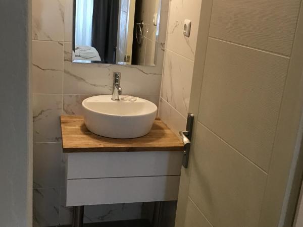 Hotel Balca : photo 10 de la chambre chambre double ou lits jumeaux standard