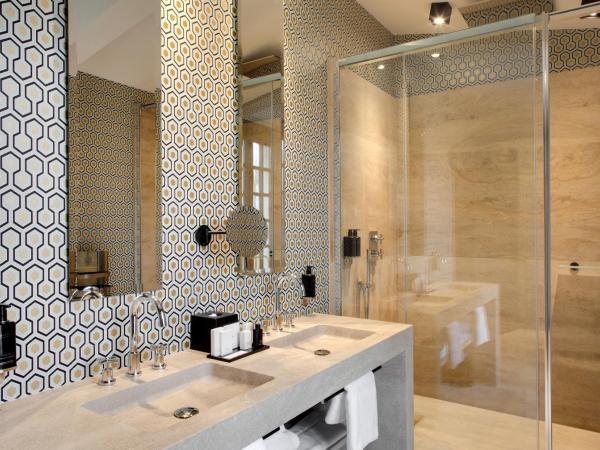 Boutique Hôtel des Remparts & Spa : photo 3 de la chambre suite