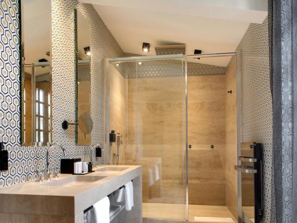 Boutique Hôtel des Remparts & Spa : photo 7 de la chambre suite