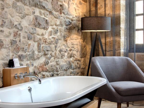 Boutique Hôtel des Remparts & Spa : photo 9 de la chambre suite junior