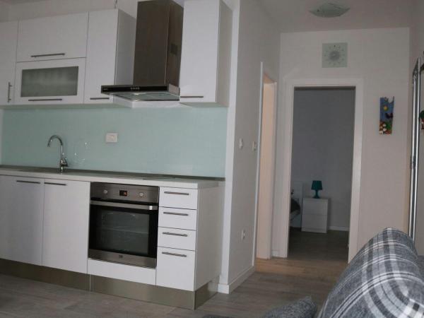 Villa Perla Dalmatica : photo 4 de la chambre apartment with terrace and garden view