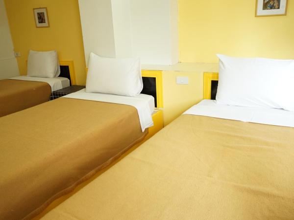 Yes Kaosan : photo 6 de la chambre chambre triple basique avec salle de bains commune