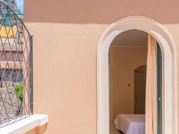 Hotel Casa Adele : photo 6 de la chambre chambre double avec terrasse