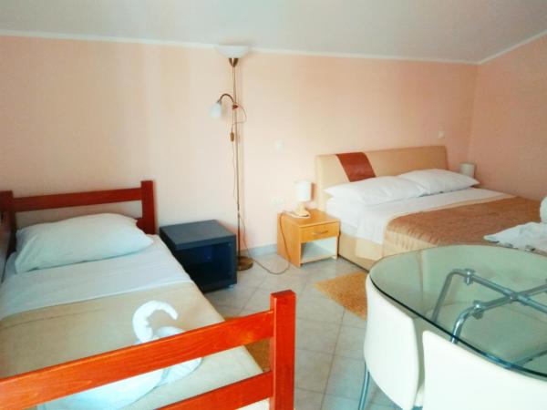 ApartHotel Viola : photo 2 de la chambre appartement