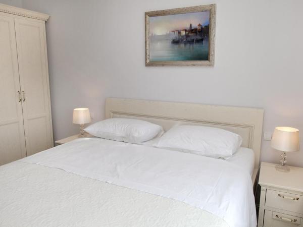 Hotel Bellevue Trogir : photo 7 de la chambre chambre double avec balcon