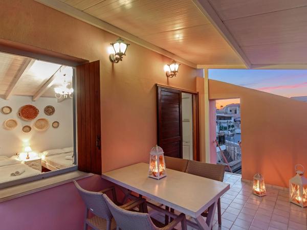 KasteliSuites : photo 4 de la chambre appartement en duplex