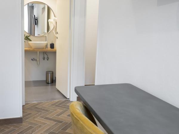 The Gallery 42 Guest House : photo 6 de la chambre chambre double deluxe