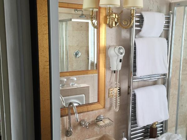 Hotel Gabbia D'Oro : photo 5 de la chambre suite junior