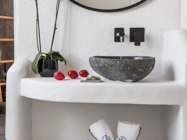 Sophia Boutique Hotel : photo 4 de la chambre chambre triple supérieure avec bassin profond