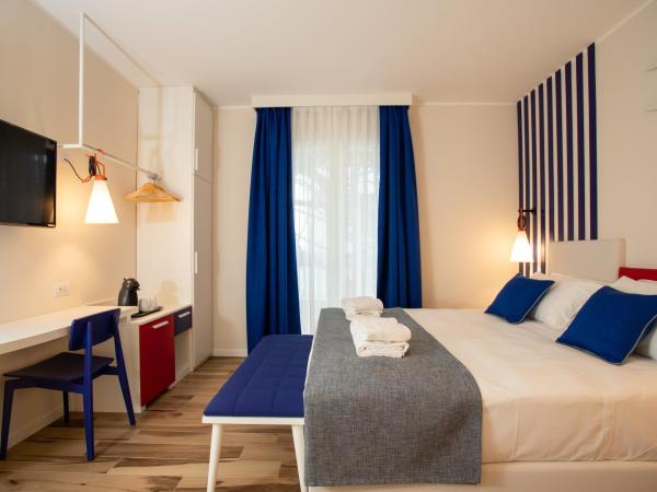 Hotel Villa Eugenia - 3 Stelle Superior con Private SPA e Piscina : photo 1 de la chambre chambre double standard