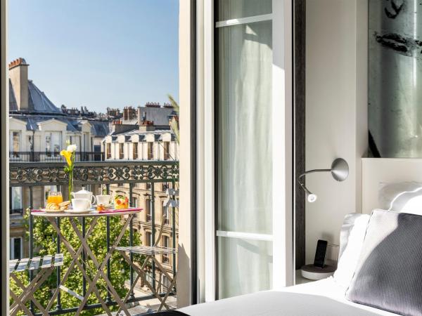 Hotel Marais Grands Boulevards : photo 3 de la chambre chambre double exécutive avec balcon