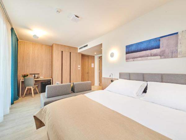 Garden Suites Umag Plava Laguna : photo 6 de la chambre chambre familiale premium - côté mer