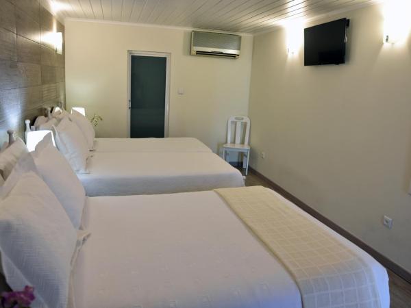 Hotel Visconde : photo 9 de la chambre chambre familiale