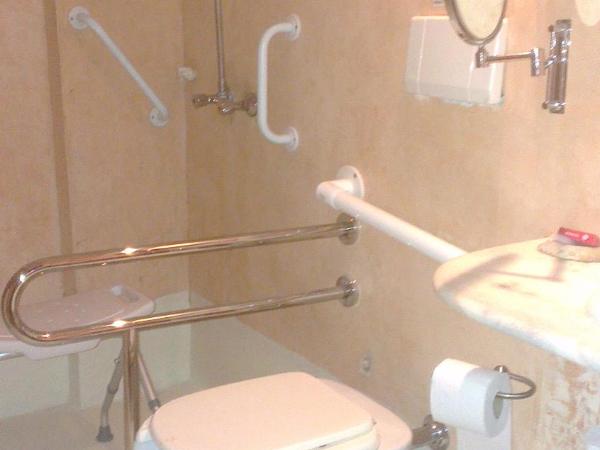 Pousada Esmeralda : photo 6 de la chambre suite lit queen-size – accessible aux personnes à mobilité réduite