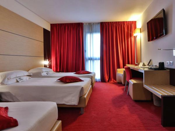 Best Western Plus Hotel Galileo Padova : photo 1 de la chambre chambre triple confort