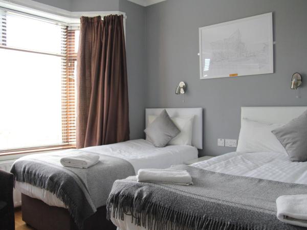 Greenmount Bed and Breakfast : photo 1 de la chambre chambre double avec salle de bains privative